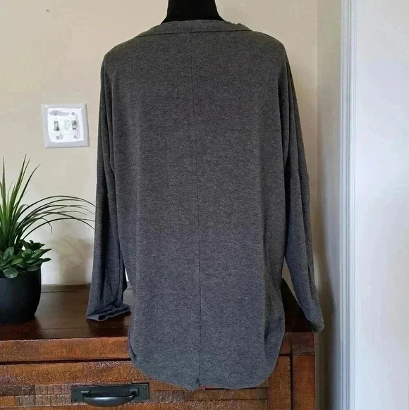 Zenana Premium Oversized Top - Picture 5 of 9